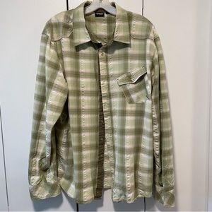 Kavu green plaid  long sleeve button down shirt XL